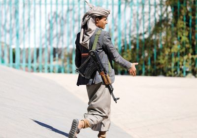 الاتحاد: التردد بتصنيف الحوثيين إرهابيين يهدد الأمن الدولي