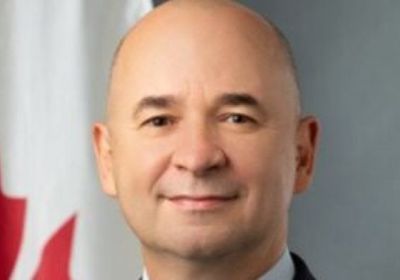 "اقهروا هؤلاء الأسود".. سفير كندا بالقاهرة يدعم " الفراعنة" أمام الكاميرون