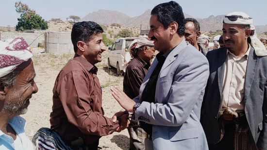 "انتقالي شبوة" يتفقد مدرسة العرم ويزور خبر لقموش