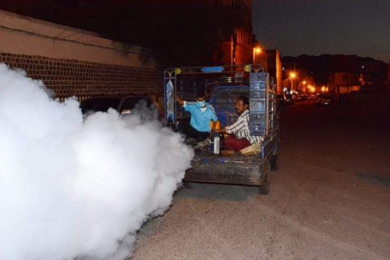 تواصل حملة الرش في مناطق المعلا