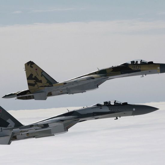 روسيا تنقل مقاتلات سوخوي إلى بيلاروسيا