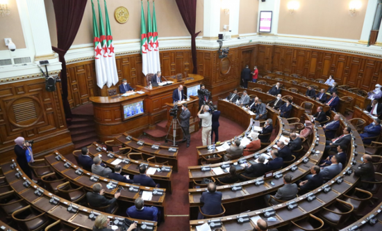 الجزائر.. انطلاق انتخابات التجديد النصفي لأعضاء مجلس الأمة
