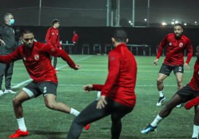 موسيماني يطالب دفاع الأهلي بالحذر قبل مواجهة مونتيري