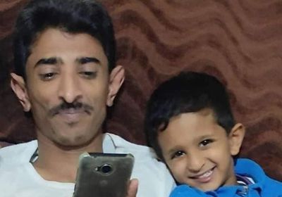 عاد لأسرته.. أبوزيد الخليفي يغادر معتقل إخوان شبوة