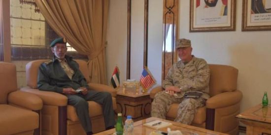 الرميثي وماكنزي يبحثان علاقات التعاون الدفاعي والعسكري