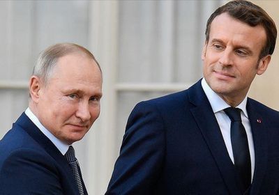 بعد التعهد بعدم إجراء مناورات قرب أوكرانيا.. "الكرملين" ينفي "وعد" بوتين لماكرون