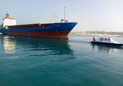 مصر.. إغلاق ميناء العريش البحري جراء الظروف الجوية