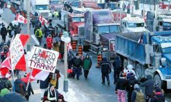 كندا تعلن تأثر شركات السيارات باحتجاجات سائقي الشاحنات