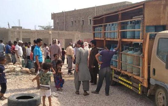 بأسطوانات جديدة.. "خليفة" تؤمن احتياجات سقطرى من الغاز المنزلي