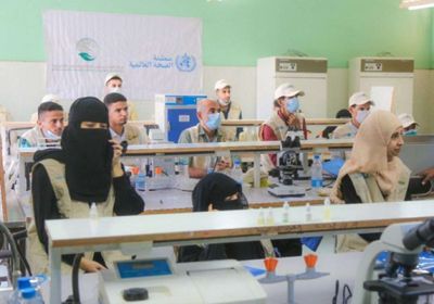تأهيل 30 فنيا للتشخيص المخبري لمكافحة الملاريا بعدن
