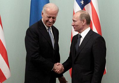 اليوم.. محادثات بين بوتين وبايدن وماكرون بسبب أوكرانيا