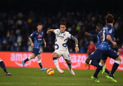 إنتر ميلان يسقط في فخ التعادل مع نابولي