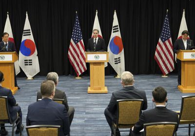 إدانة أمريكية كورية يابانية لتجارب كوريا الشمالية الصاروخية