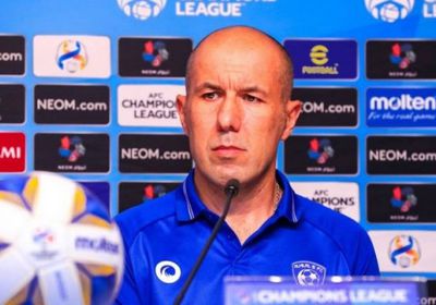 تقارير تفيد بإقالة مدرب الهلال السعودي