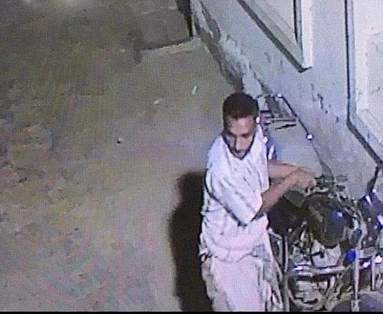 بلاغ يقود الأمن إلى عصابة إجرامية شرق المكلا