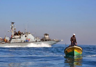 إسرائيل تعتقل صيادين فلسطينيين قبالة غزة