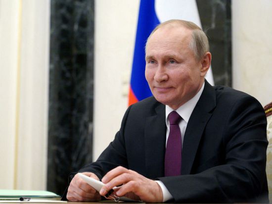 برلمانيون روس يطالبون "بوتين" باعتراف استقلالية الانفصاليين في كييف