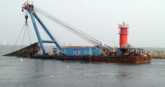 مقتل 4 أشخاص في غرق سفينة إسبانية قبالة سواحل كندا