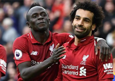 هل تحدث ماني مع محمد صلاح عن نهائي الكان؟