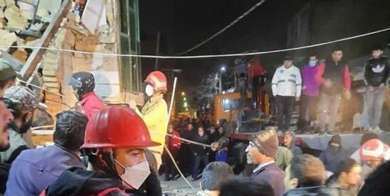 مقتل وإصابة 18 شخصًا في انهيار مبنى سكني بطهران