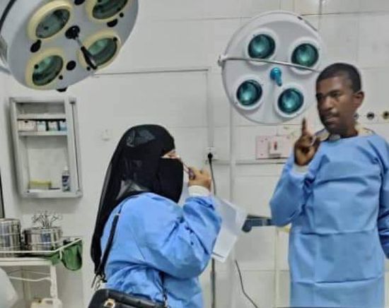 "الصحة العالمية" تزور مستشفى المكلا للأمومة