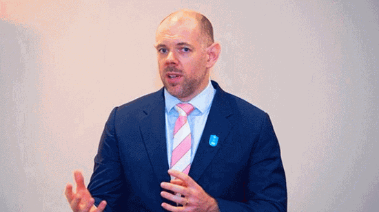 اوبنهايم يلمح للحوثيين: تجنيد الأطفال مرفوض