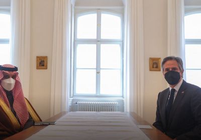 بن فرحان وبلينكن يتفقان على أهمية وقف الاعتداءات الحوثية