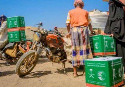 4200 مستفيد من "الأمن الغذائي" في الخوخة وحيس