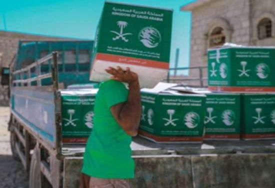 "سلمان للإغاثة" يطمئن على سير توزيع المساعدات بالمهرة