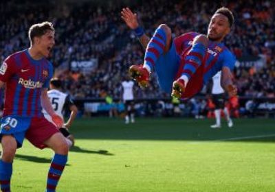 برشلونة يتقدم على فالنسيا بثلاثية فى الدوري الإسباني