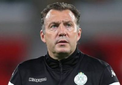 رسميًا.. الرجاء المغربي يقيل مدربه البلجيكي مارك فيلموتس