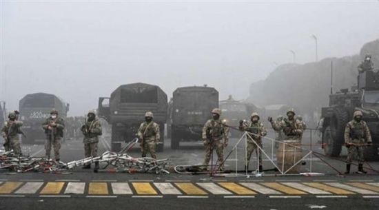 ما أسباب اعتقال وزير الدفاع السابق في كازاخستان؟