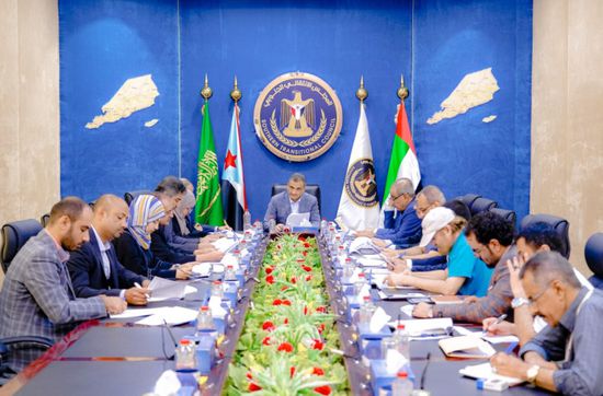 "رئاسة الانتقالي" ترفض توظيف الحكومة لأزمة الكهرباء سياسيا