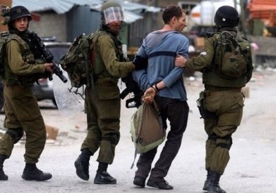 القمع مستمر.. الاحتلال الإسرائيلي يعتقل 24 فلسطينيًاً