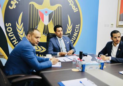 في لقاء بدبلوماسي مصري.. "خارجية الانتقالي" تطالب الحكومة بإنجاز مهامها