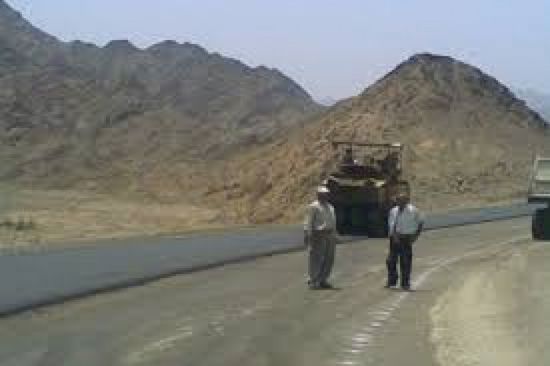 تدشين مشروع طريق باتيس رصد لبعوس يافع