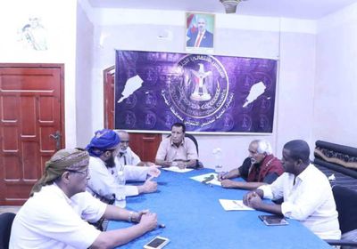 "انتقالي المهرة" يشيد بجهود الهيئة الشعبية لانتزاع حقوق المحافظة