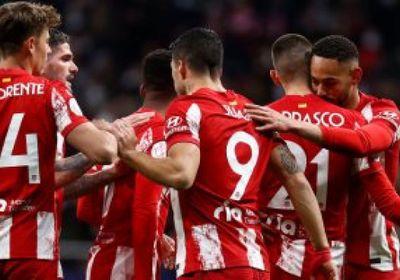 أتلتيكو مدريد يتقدم مبكرًا على مانشستر يونايتد 1-0