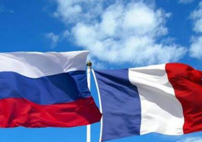 فرنسا تطالب روسيا بالكف عن غزو أوكرانيا