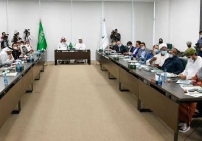 وفد إعلامي يزور "سلمان للإغاثة" ويطلع على مشاريعه باليمن