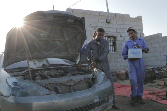 سلمان للإغاثة يمول مبادرة تدريب مهني بمجال الميكانيا