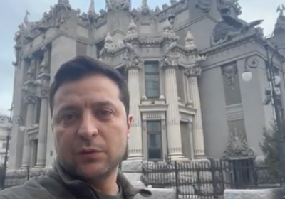 من كييف.. الرئيس الأوكراني يتعهد بمواصلة القتال