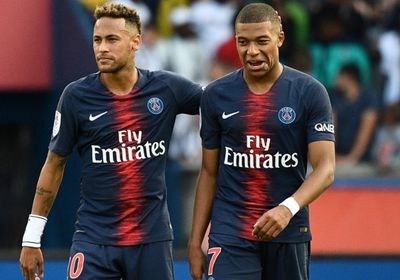 نيمار وميسي يقودان باريس سان جيرمان ضد سانت إتيان
