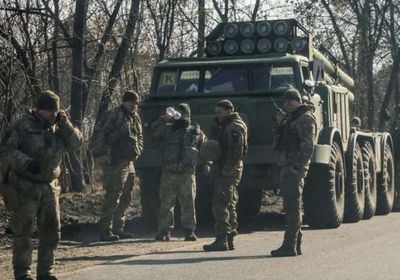 أوكرانيا تستدعي 37 ألف جندي لمواجهة روسيا