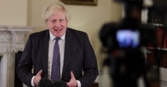 جونسون: بوتين يحاول صرف الأنظار عن أوكرانيا باستعراض قواته النووية