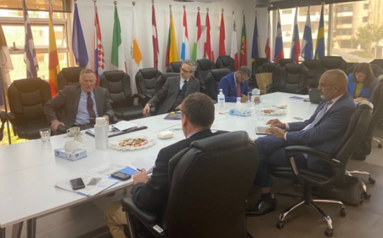 سفراء أوروبا يدعون لإزالة الألغام وحماية المدنيين