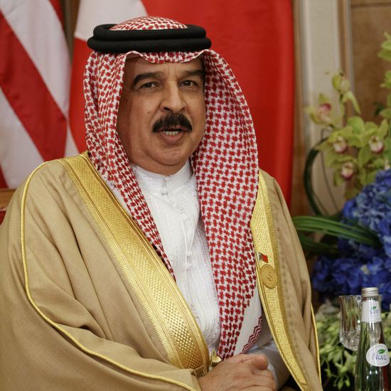 ملك البحرين يتوجه إلى السعودية في زيارة رسمية