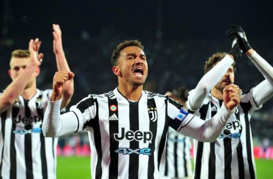 يوفنتوس يتأهل لنهائي كأس إيطاليا بالنيران الصديقة