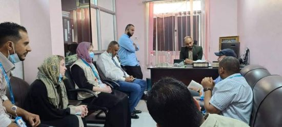 وفد إغاثي بريطاني في صيرة لدعم قطاعها الصحي