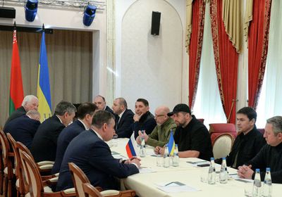 اتفاق روسي أوكراني على فتح ممرات إنسانية